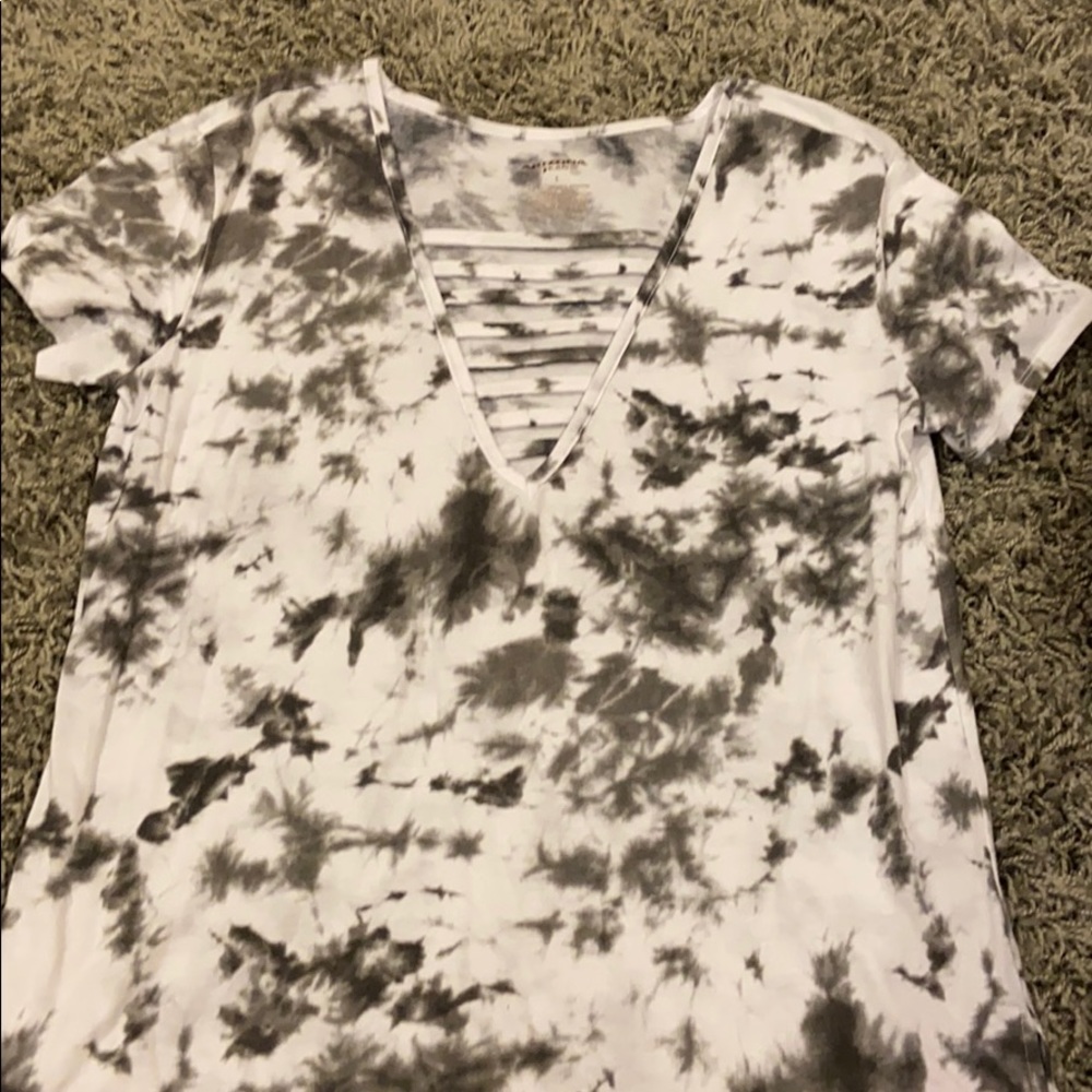 grey tie dye front cut tee